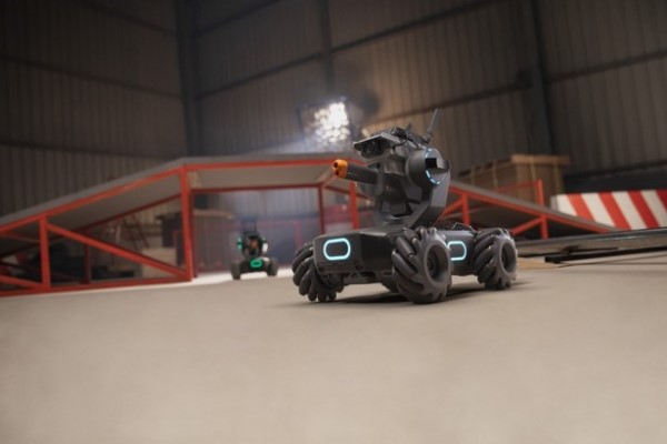 первый робот-танк от dji - robomaster s1