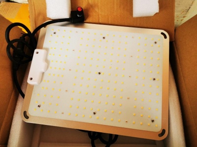 фото led лампа для растений полного спектра quantum board ar-1000 pro grow light 110вт, samsung lm301b, mean weel